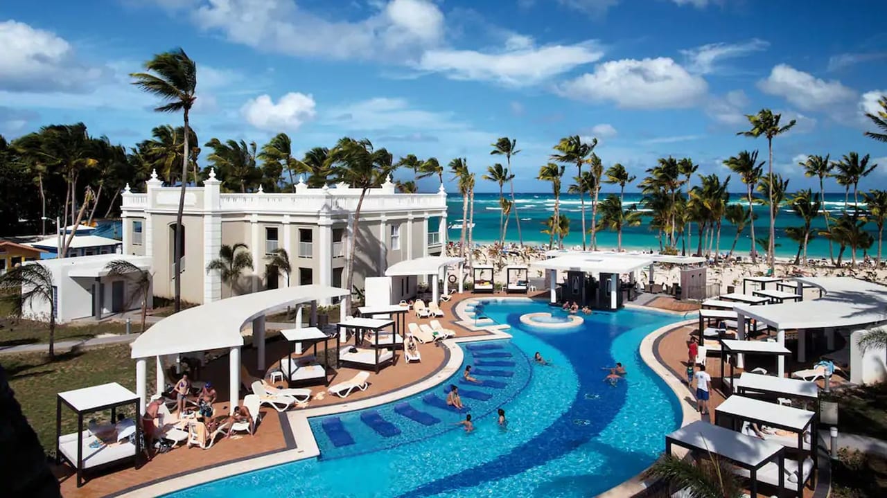 How to get from the Punta Cana Airport to the Riu Palace Bavaro