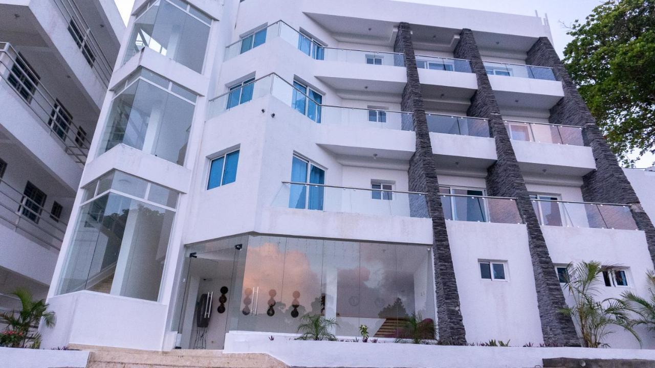 How to get to Dadam Hotel in Samana from the Santo Domingo Airport (EN)