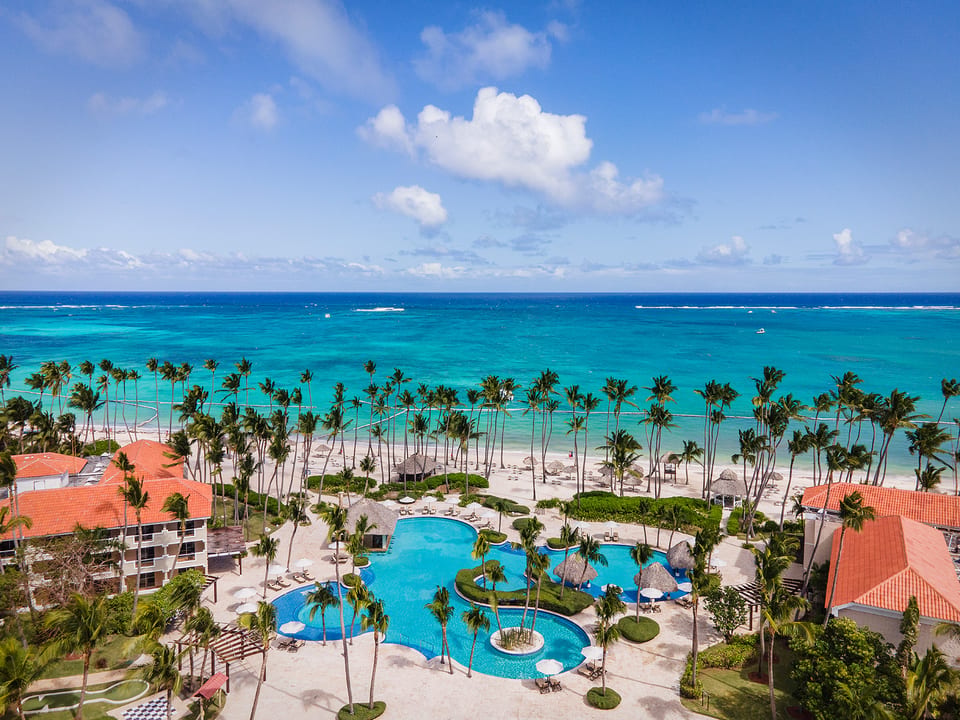 The Best and Safest Way to Travel from Punta Cana Airport to Wyndham Alltra Punta Cana