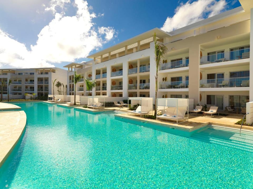 How to get from the Punta Cana Airport to Paradisus Grand Cana