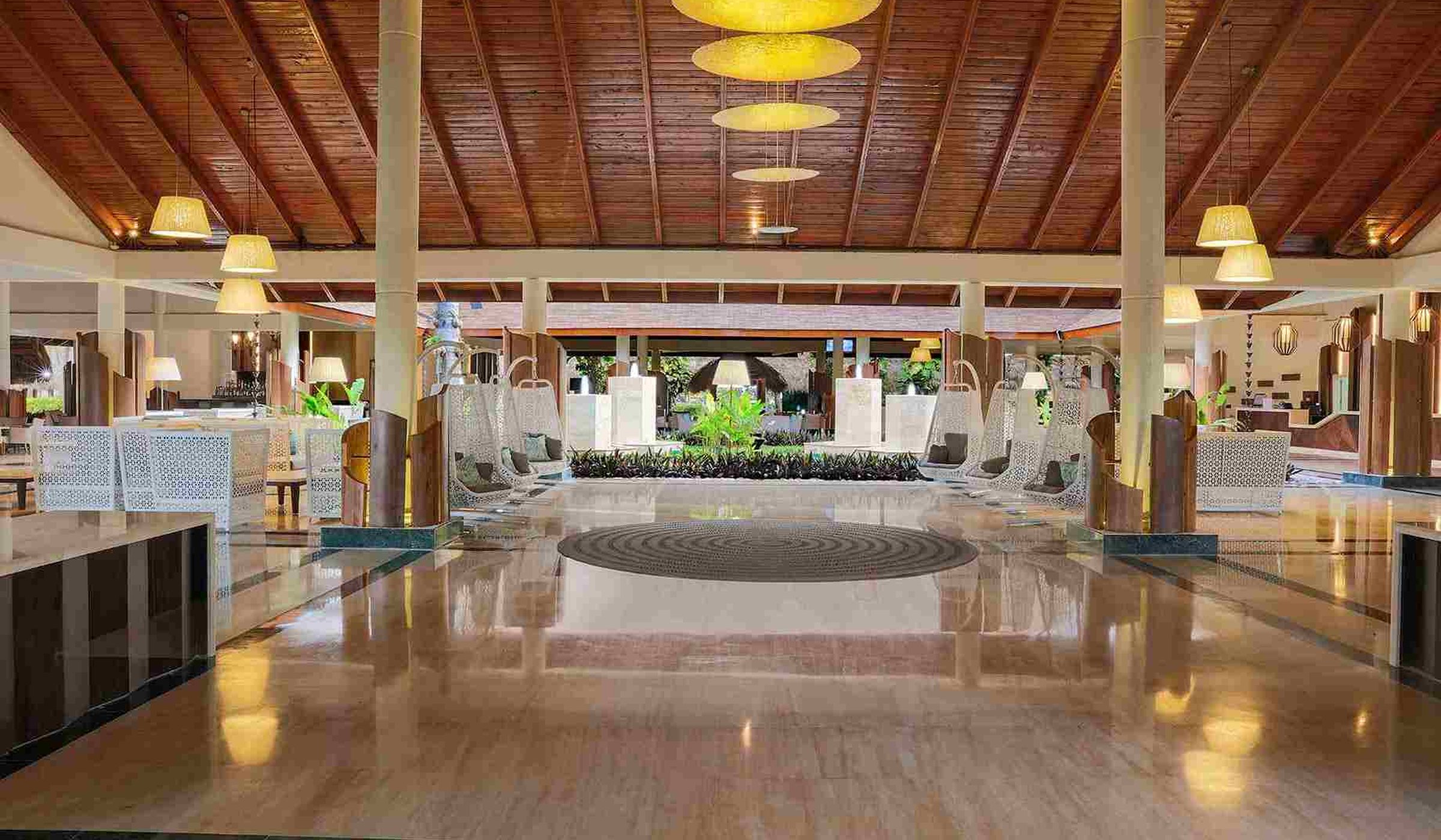 Punta Cana Airport to Grand Palladium Palace Transfer