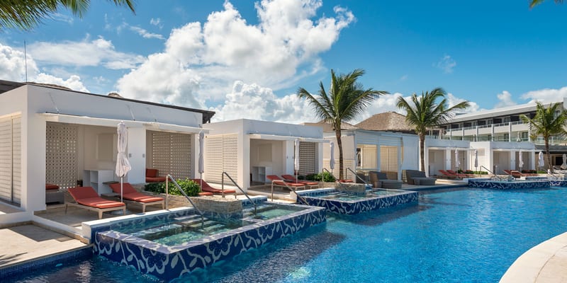 How to get to Chic By Royalton from Punta Cana International Airport: Guide